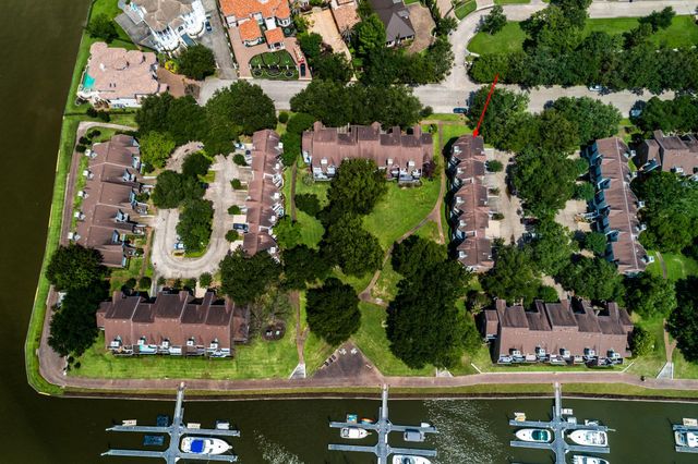 1931 Enterprise Avenue, League City, TX 77573