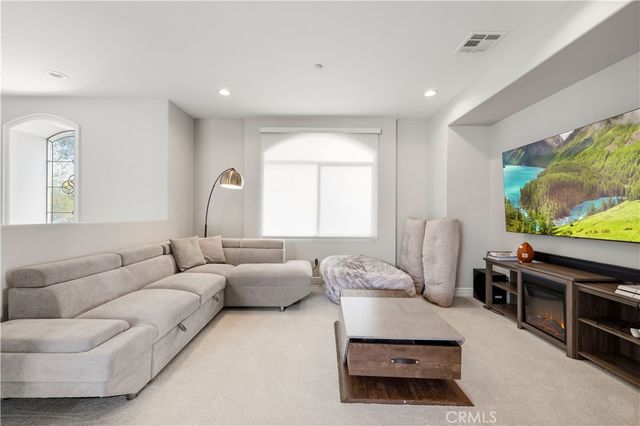 138 E Longden Avenue, Arcadia, CA 91006