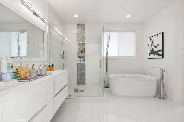138 E Longden Avenue, Arcadia, CA 91006