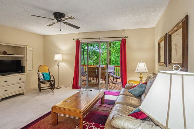 24 Lindsay Lane, Hot Springs Village, AR 71909