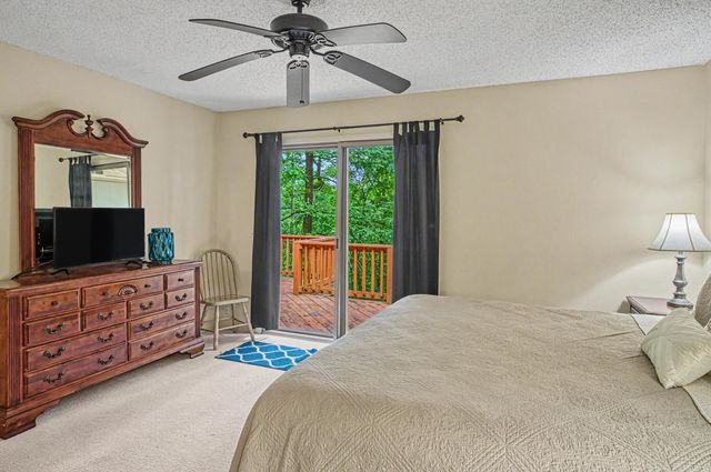 24 Lindsay Lane, Hot Springs Village, AR 71909