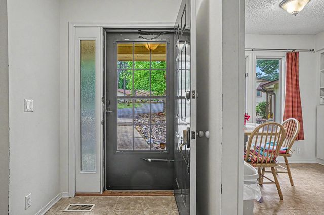 24 Lindsay Lane, Hot Springs Village, AR 71909