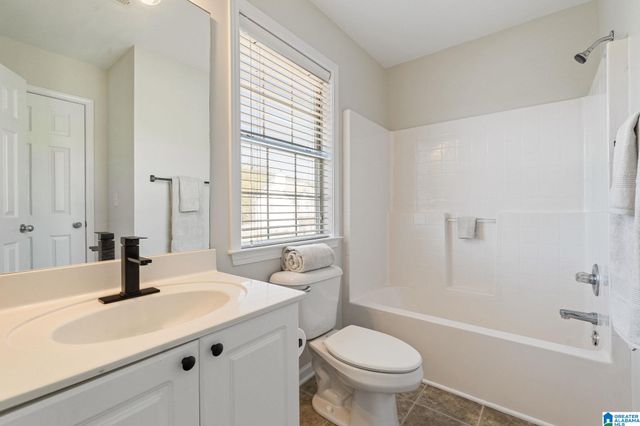 2430 FOREST LAKES LANE, Sterrett, AL 35147