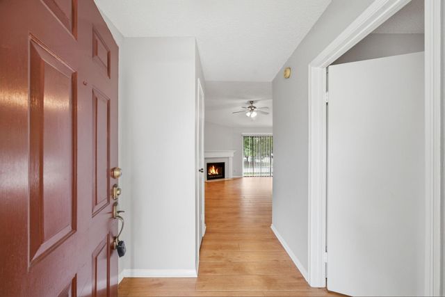 2120 El Paseo Street 2812, Houston, TX 77054