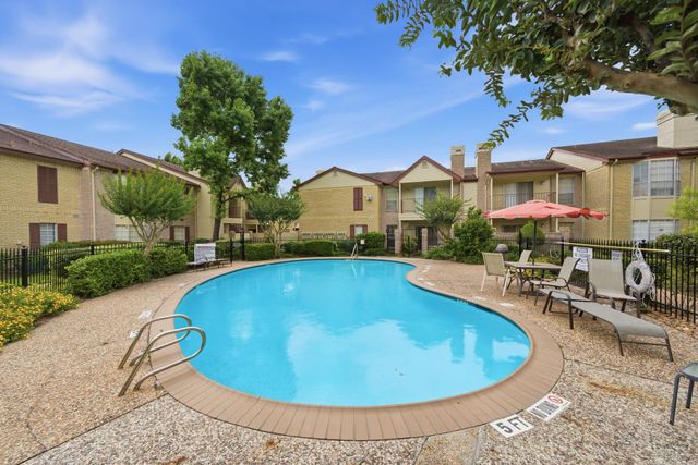 2120 El Paseo Street 2812, Houston, TX 77054