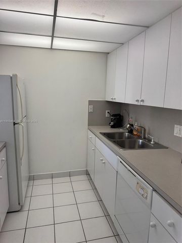 14401 N Kendall Drive 303N, Miami, FL 33186