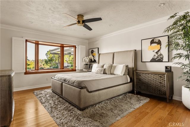 22370 Algunas Road, Woodland Hills, CA 91364