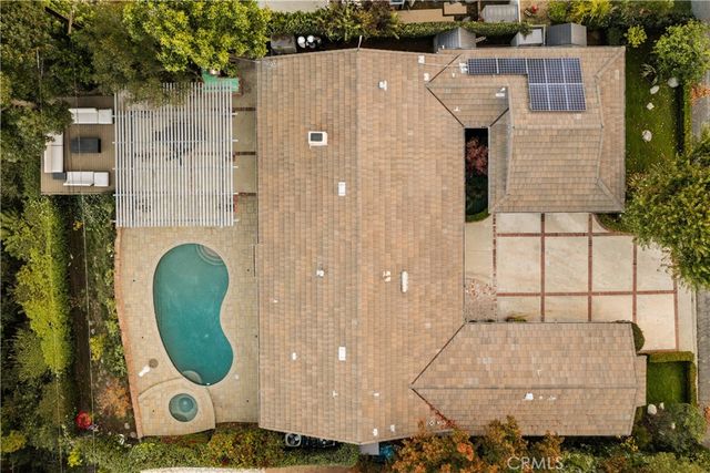 22370 Algunas Road, Woodland Hills, CA 91364