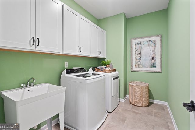124 Shire Loop, Calhoun, GA 30701