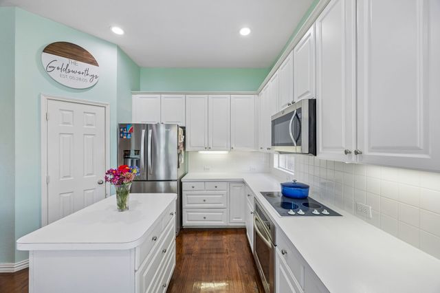 9612 Saint Annes Drive, Plano, TX 75025