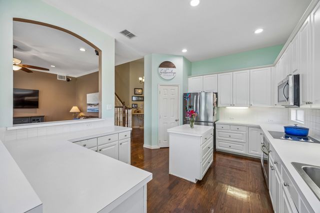 9612 Saint Annes Drive, Plano, TX 75025