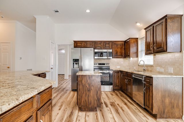 10805 Columbia Drive, Frisco, TX 75035