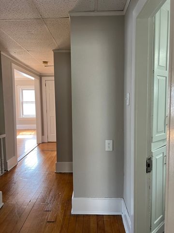 51 Pine 2, Fitchburg, MA 01420