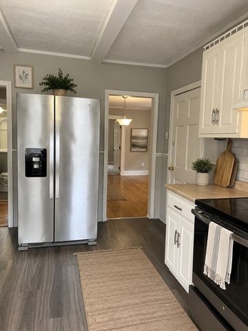 51 Pine 2, Fitchburg, MA 01420