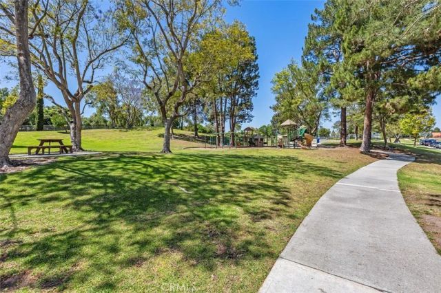 23481 Los Adornos, Aliso Viejo, CA 92656