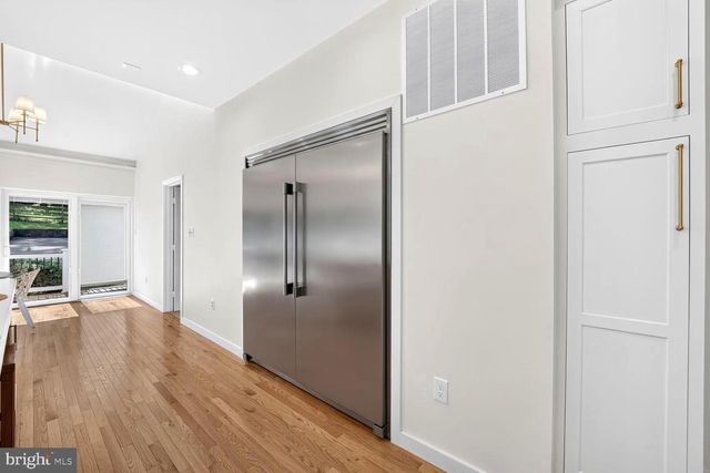 11455 S GLEN RD, Potomac, MD 20854