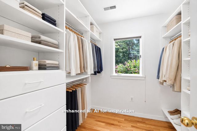 11455 S GLEN RD, Potomac, MD 20854