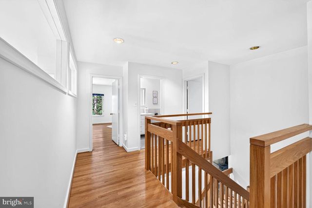 11455 S GLEN RD, Potomac, MD 20854