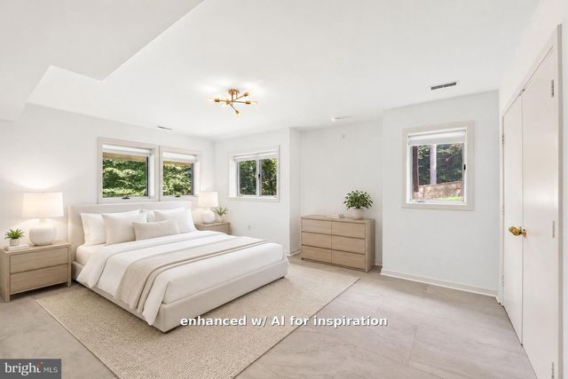 11455 S GLEN RD, Potomac, MD 20854