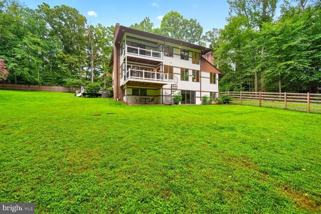 11455 S GLEN RD, Potomac, MD 20854