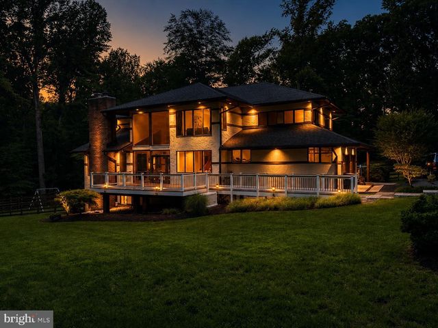 11455 S GLEN RD, Potomac, MD 20854