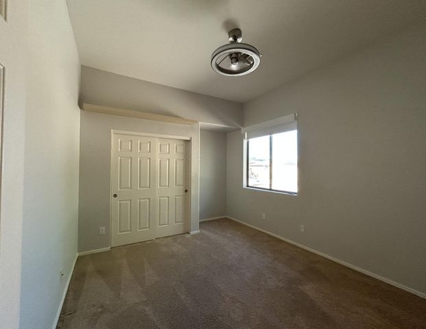 26041 N FERNBUSH, Phoenix, AZ 85083