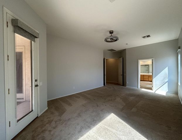 26041 N FERNBUSH, Phoenix, AZ 85083