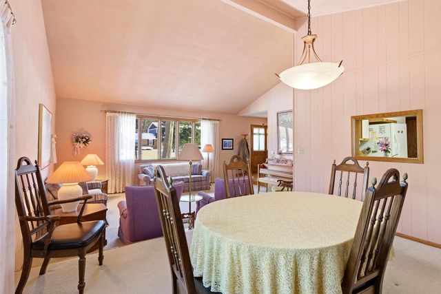 816 Woodview Drive, Sun Prairie, WI 53590