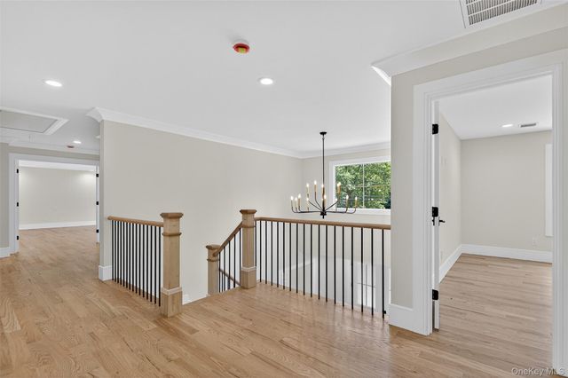 654 Caledonia Road, Dix Hills, NY 11746