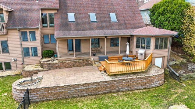 1329 Towerview Road, Eagan, MN 55121