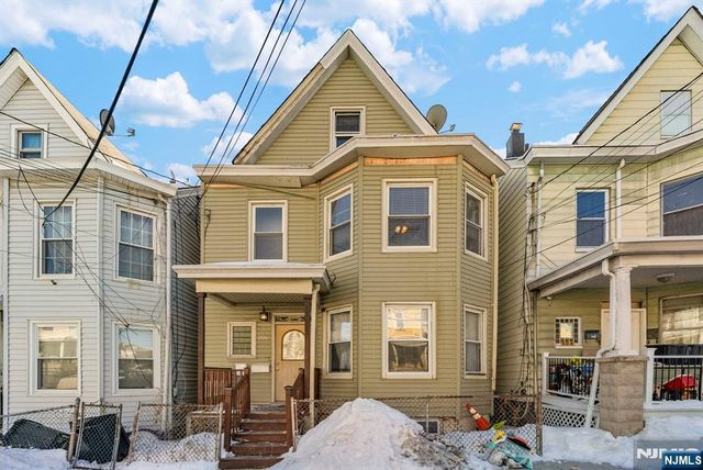 206 6th Street, Prospect Park, NJ 07508