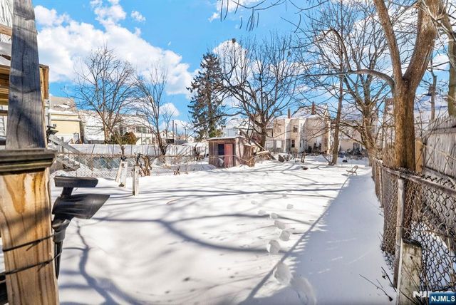 206 6th Street, Prospect Park, NJ 07508