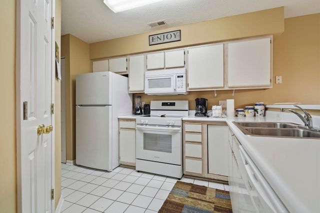 366 Pinehurst Ln Unit 13B, Pawleys Island, SC 29585