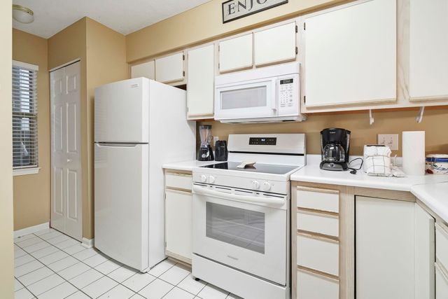 366 Pinehurst Ln Unit 13B, Pawleys Island, SC 29585