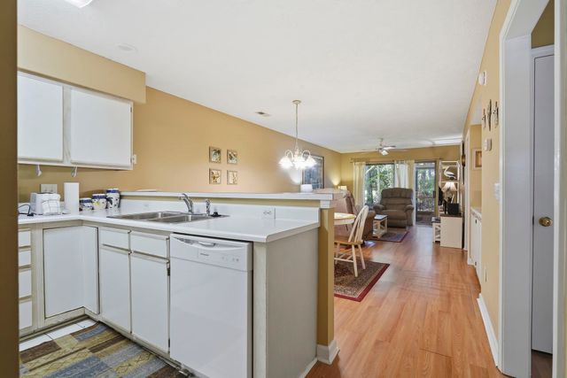 366 Pinehurst Ln Unit 13B, Pawleys Island, SC 29585