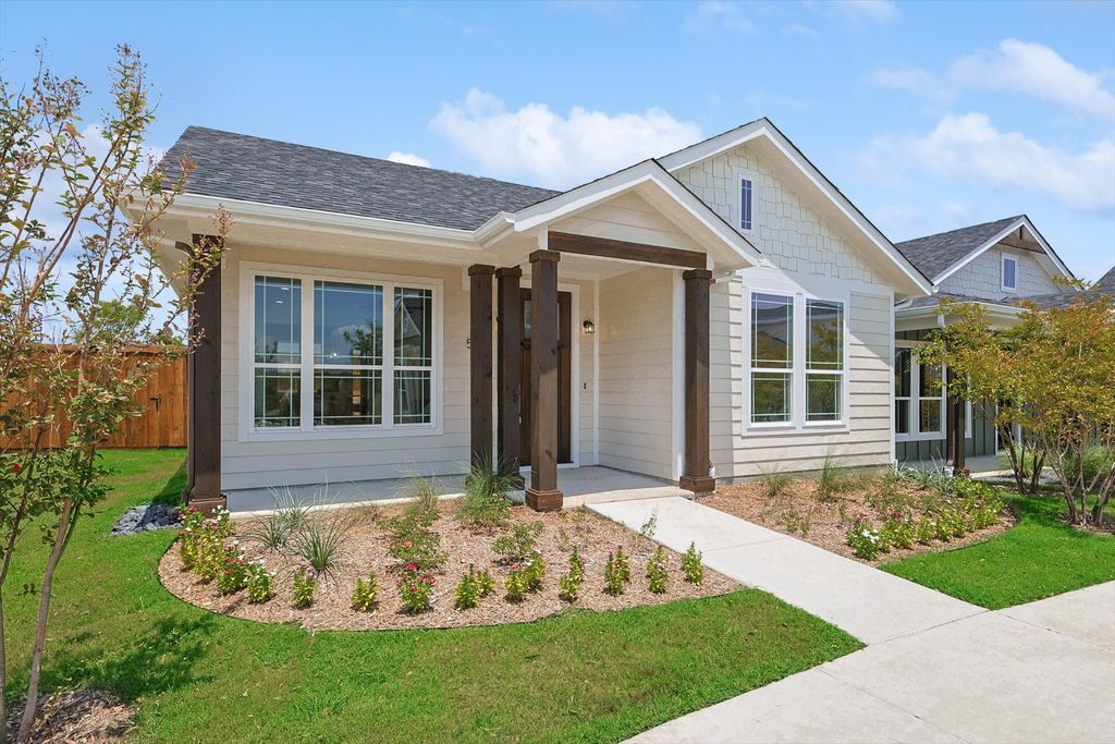 518 Woodside Trail, Waxahachie, TX 75165