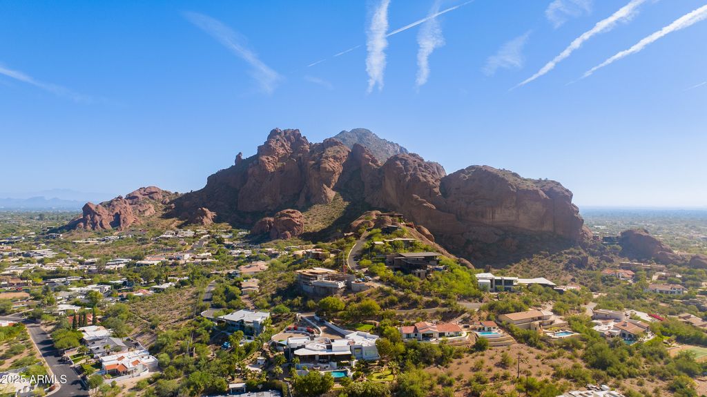 Image 11 of property listing at 5625 N 45th Street, Phoenix, AZ 85018