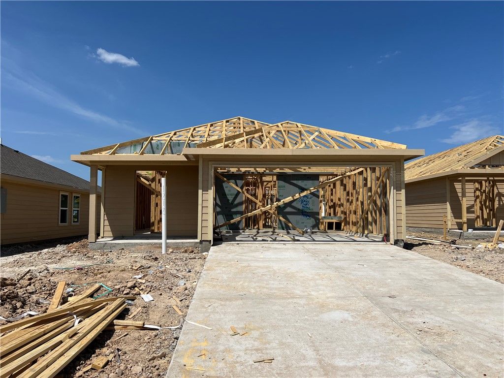 1212 Hickory Grove Street, Brenham, TX 77833 — exterior