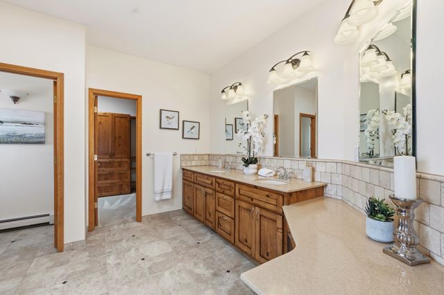 712 Navarra Way SE, Albuquerque, NM 87123