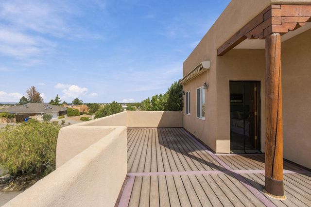 712 Navarra Way SE, Albuquerque, NM 87123