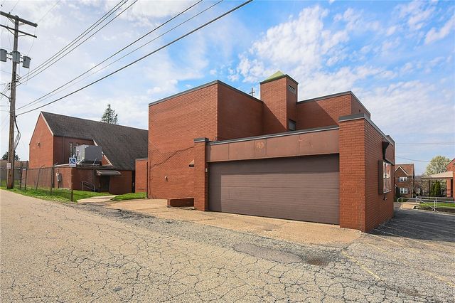 219 W Schwab Ave, Munhall, PA 15120