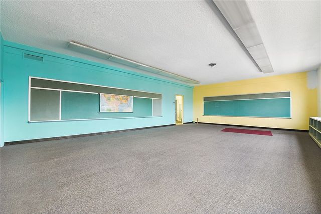 219 W Schwab Ave, Munhall, PA 15120