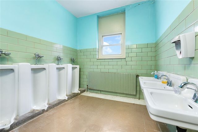 219 W Schwab Ave, Munhall, PA 15120