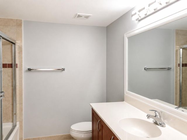 6521 Emerald Dunes Drive 206 + Garage, West Palm Beach, FL 33411