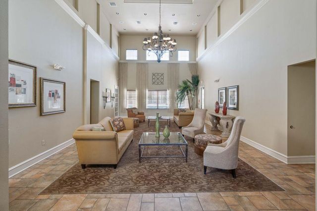 6521 Emerald Dunes Drive 206 + Garage, West Palm Beach, FL 33411