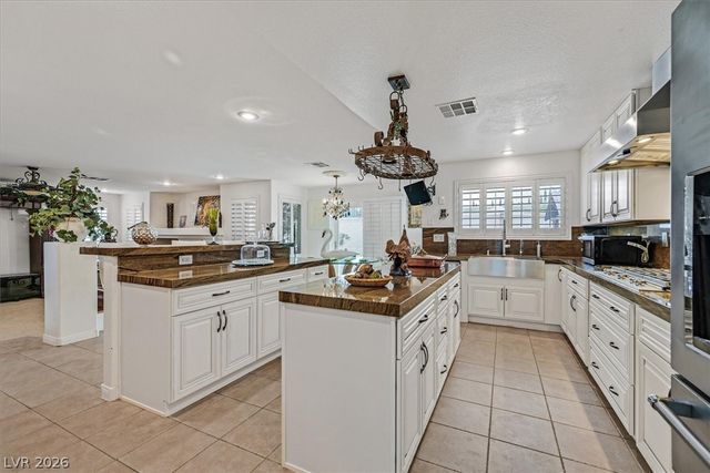 1465 Via Savona Drive, Henderson, NV 89052