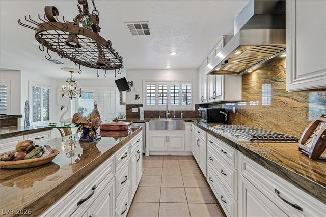 1465 Via Savona Drive, Henderson, NV 89052