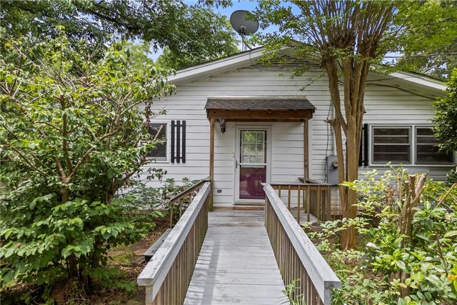 362 S Jefferson Street, Statham, GA 30666