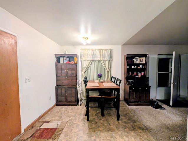 8322 N Genesee Road, Genesee Charter Township, MI 48458