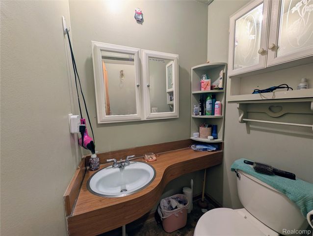 8322 N Genesee Road, Genesee Charter Township, MI 48458